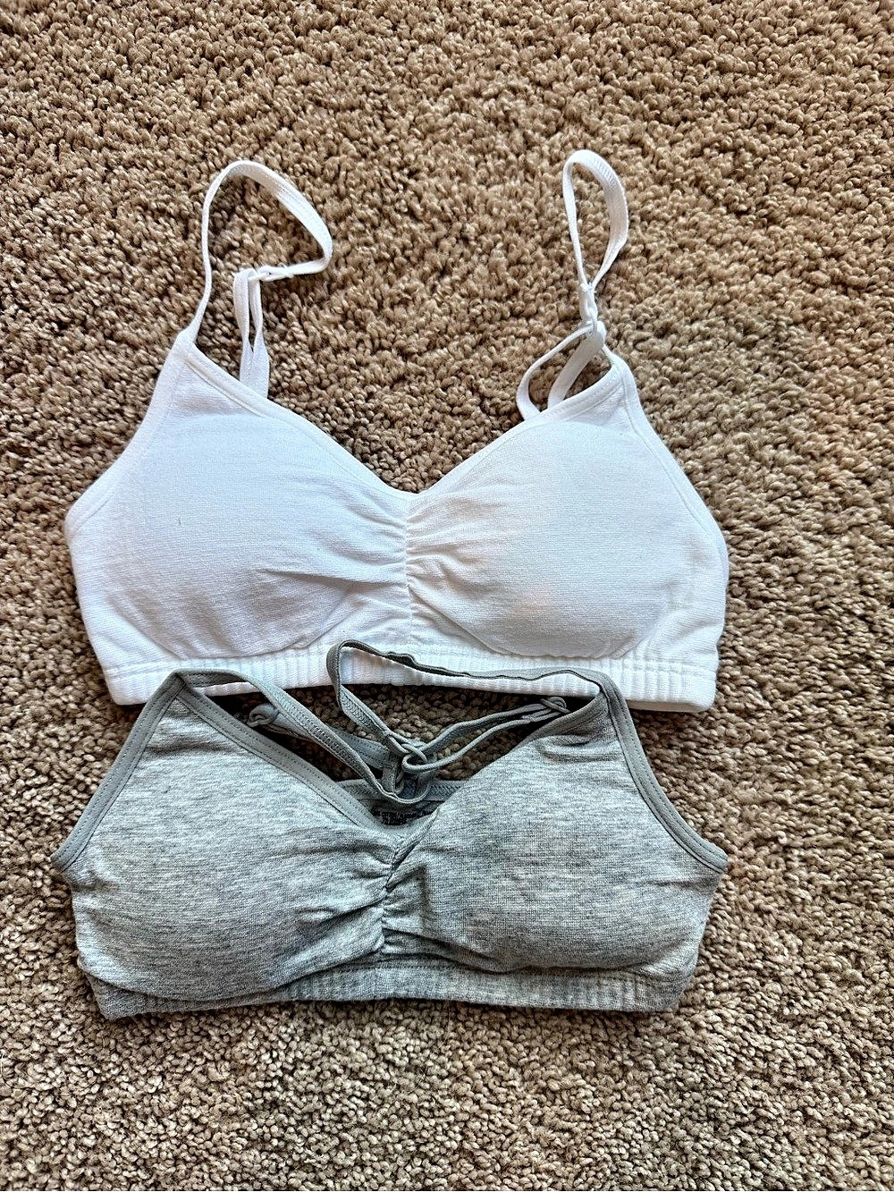 Fruit of the Loom FTL Girls 2 Pack Bralette White & Gray size 28 NWT